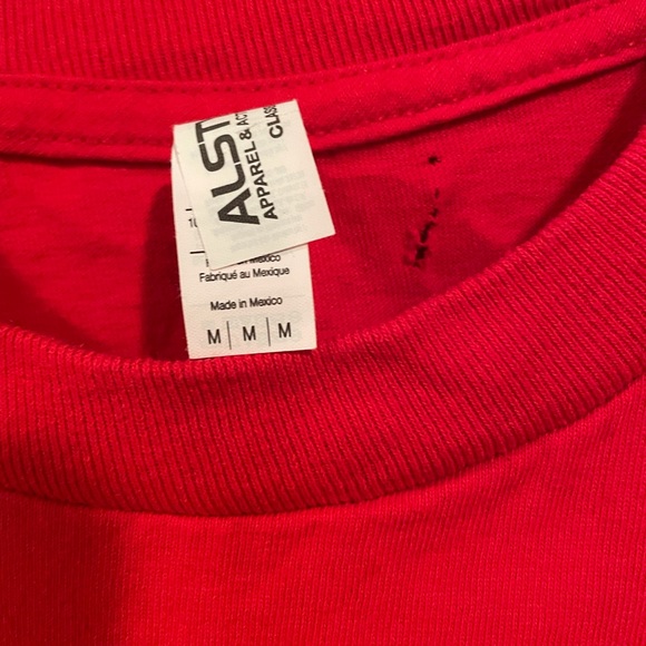 ✨👻Winnie the Pooh Red Shirt - Picture 3 of 6